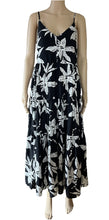 Load image into Gallery viewer, Sunny Girl black and white floral singlet maxi dress 132825B
